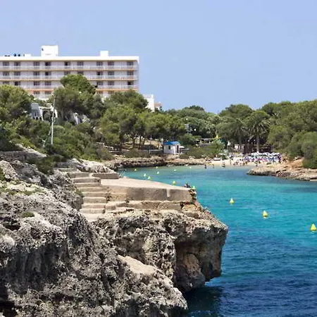 Globales Cala'n Blanes 酒店