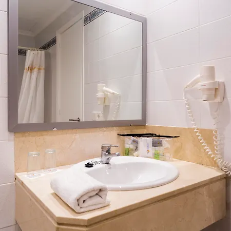 Globales Cala'n Blanes Hotell Cala'N Blanes (Menorca)