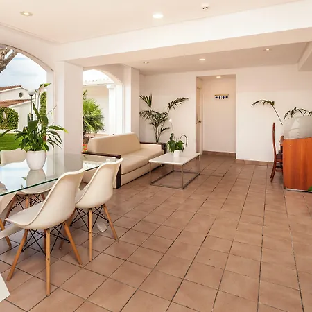 Globales Cala'n Blanes 3*