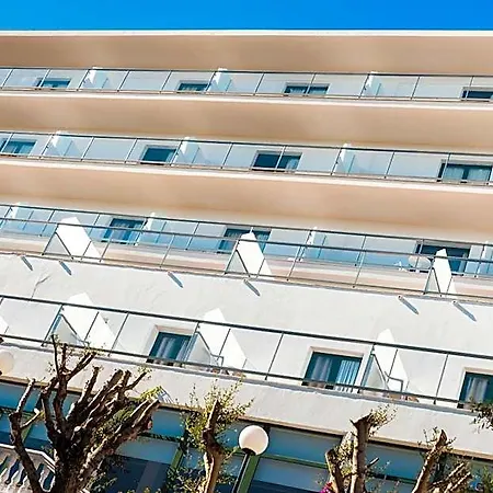 Globales Cala'n Blanes 3* 卡拉恩·布拉内斯