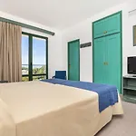 Globales Cala'n Blanes Otel 3*